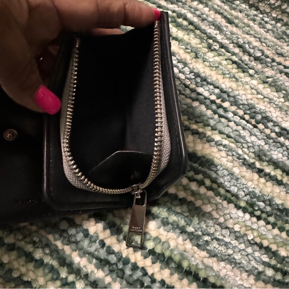 Marc Jacobs Rock
Grey Mini Compact Leather Wallet - Picture 4 of 5